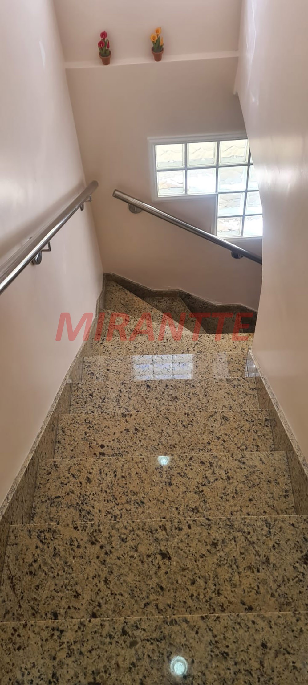 Sobrado de 149m² com 2 quartos em Vila Mazzei