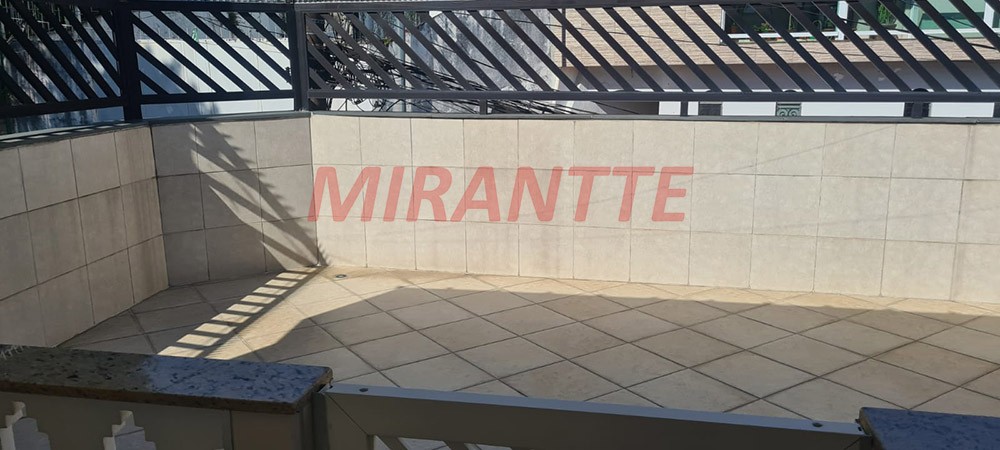 Sobrado de 149m² com 2 quartos em Vila Mazzei