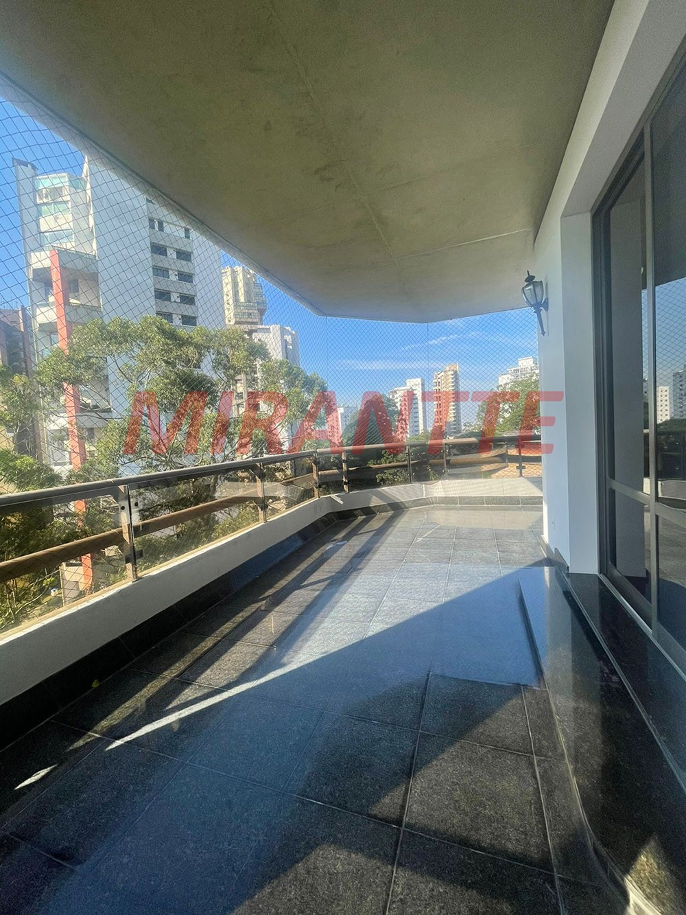 Apartamento de 425m² com 4 quartos em Vila Suzana