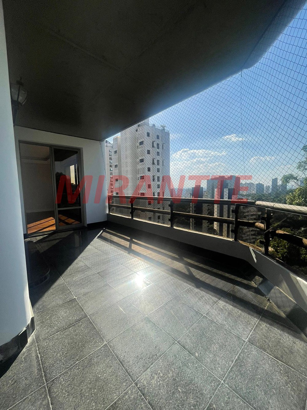 Apartamento de 425m² com 4 quartos em Vila Suzana
