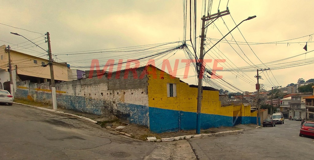 Terreno de 605m² em Casa Verde Alta