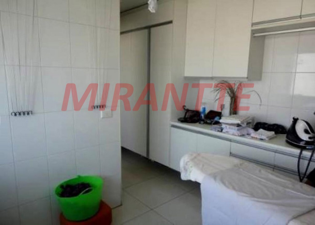 Apartamento de 240m² com 4 quartos em Perdizes