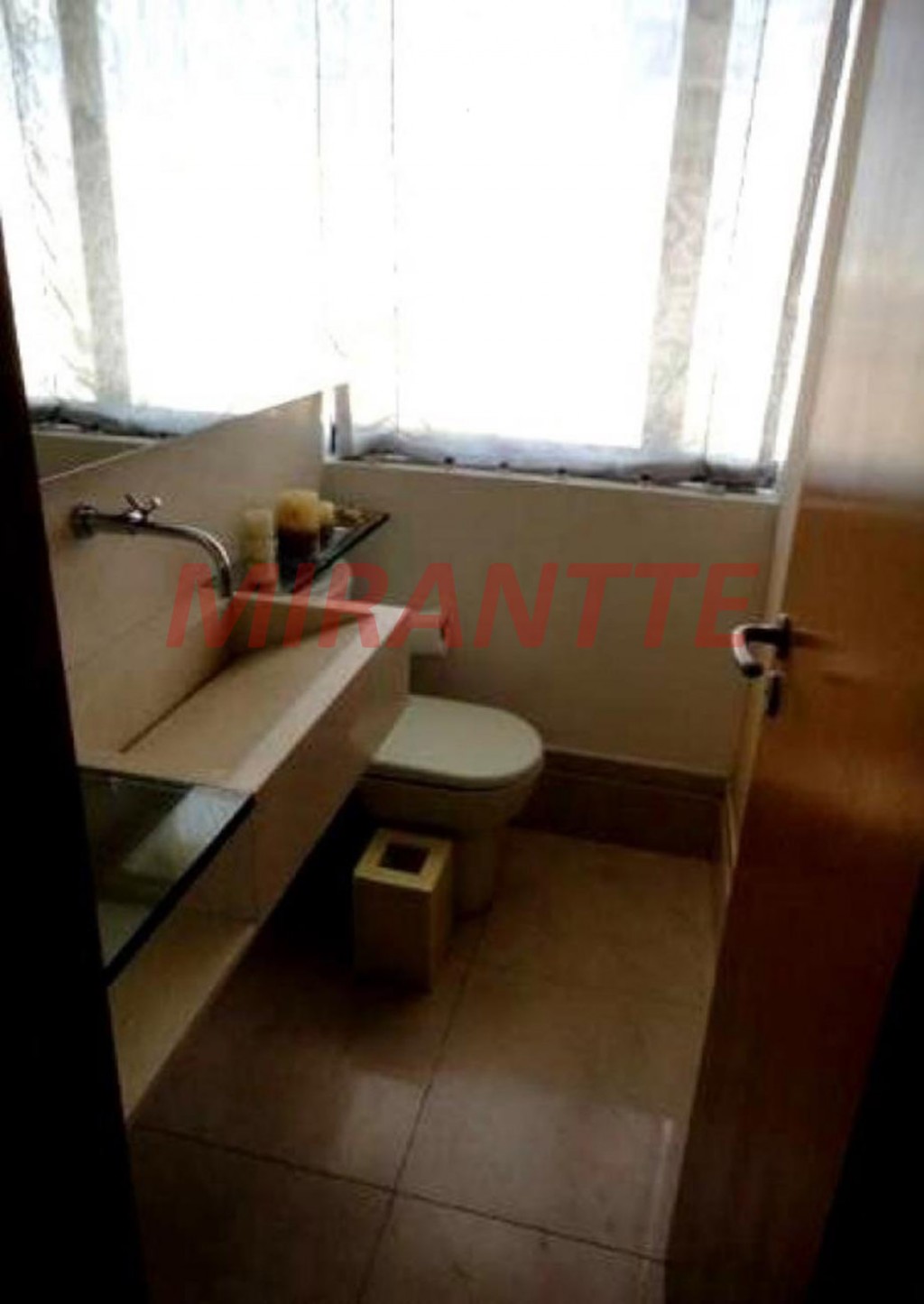 Apartamento de 240m² com 4 quartos em Perdizes