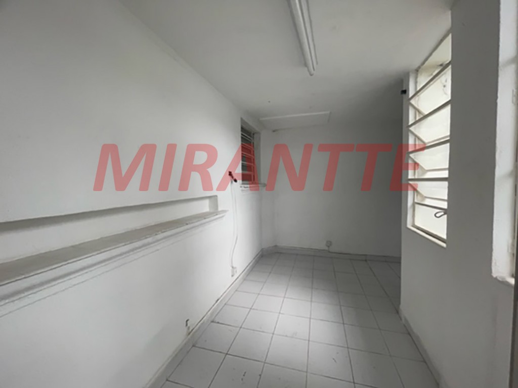 Comercial de 110m² com 3 quartos em Água Fria