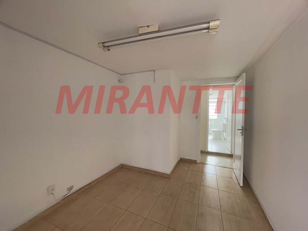 Comercial de 110m² com 3 quartos em Água Fria