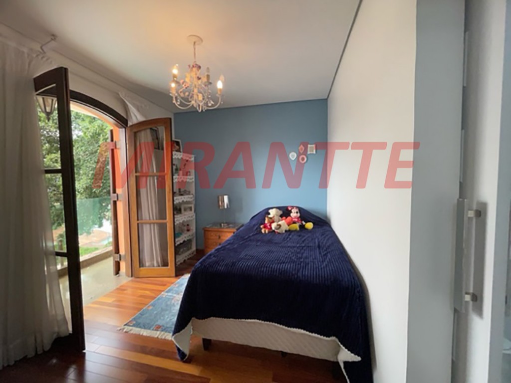 Sobrado de 422m² com 3 quartos em Tremembe