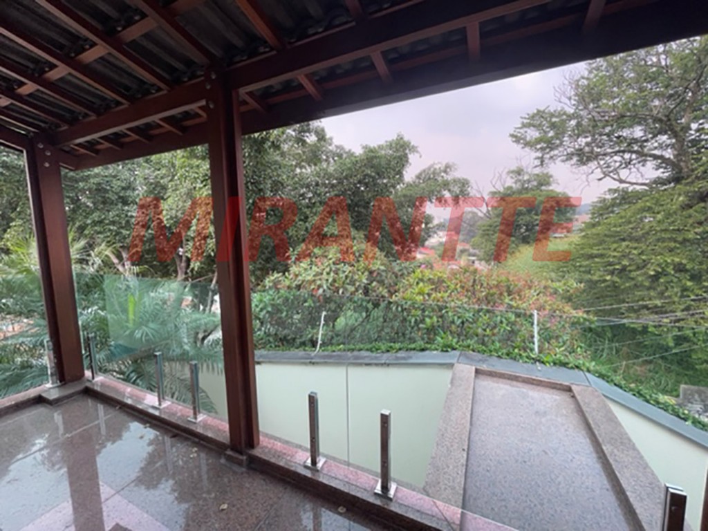 Sobrado de 422m² com 3 quartos em Tremembe