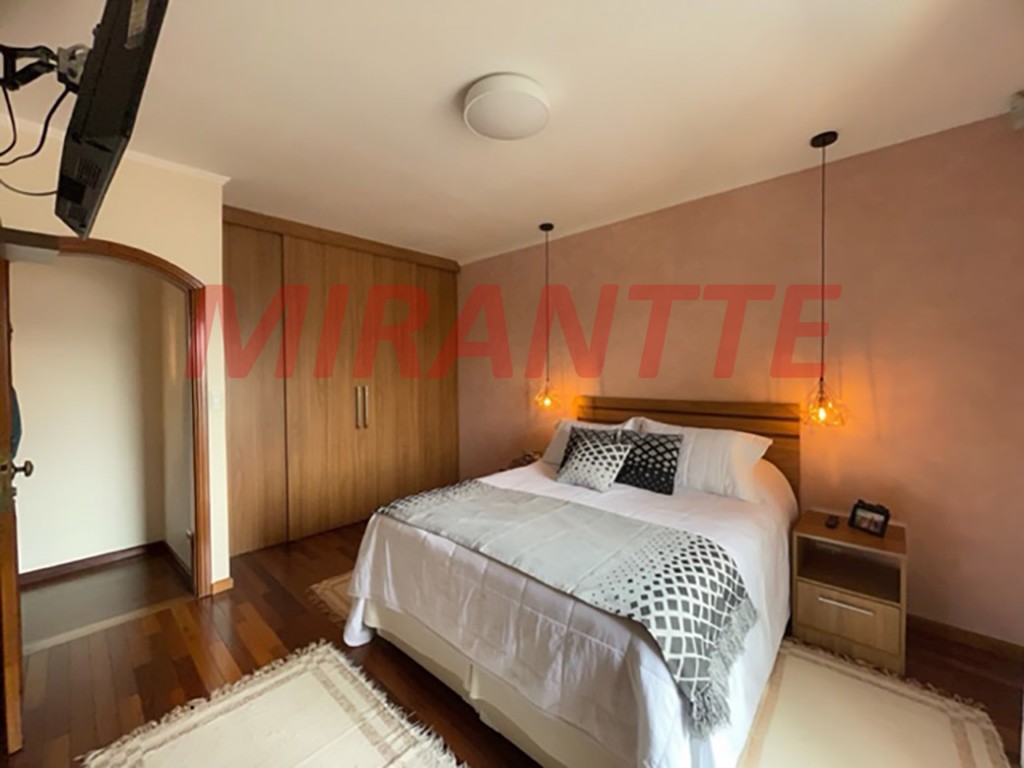 Sobrado de 422m² com 3 quartos em Tremembe