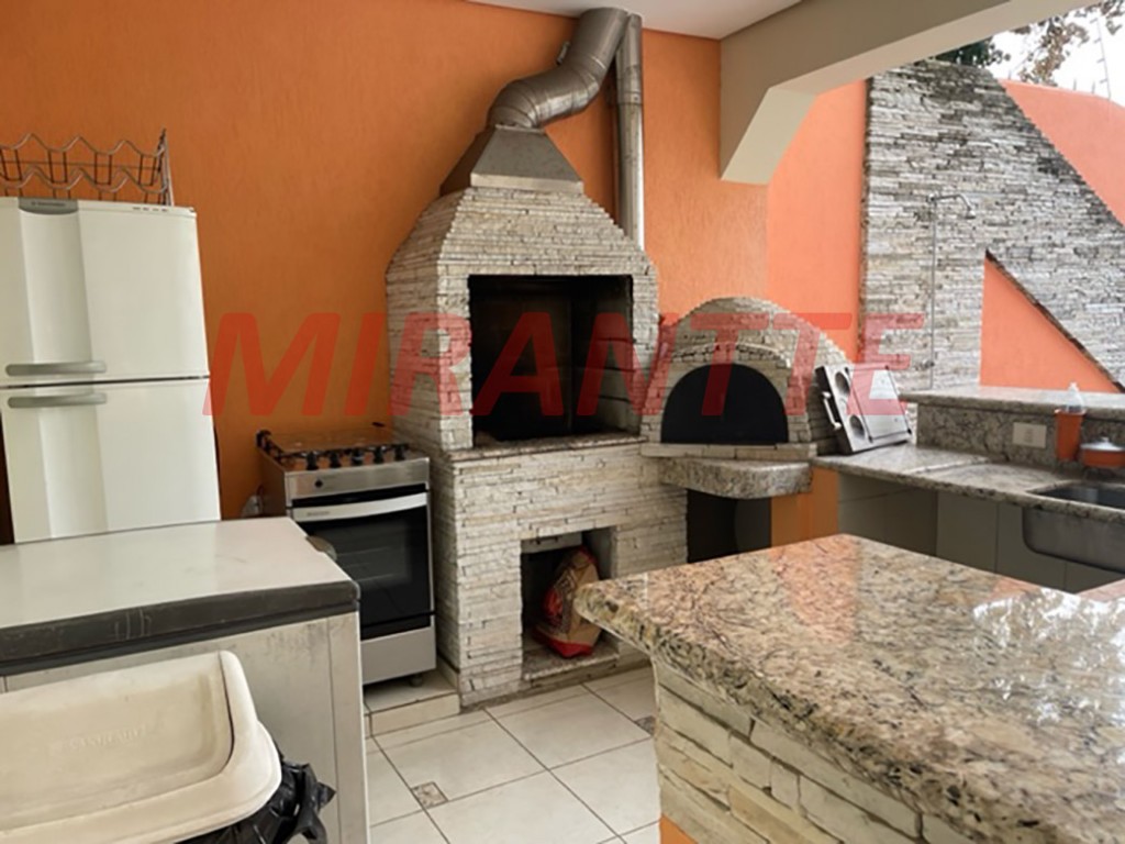 Sobrado de 422m² com 3 quartos em Tremembe