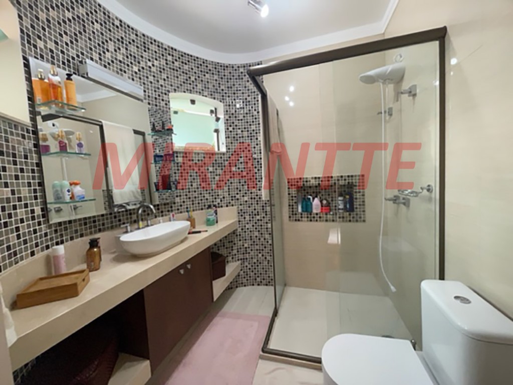 Sobrado de 422m² com 3 quartos em Tremembe