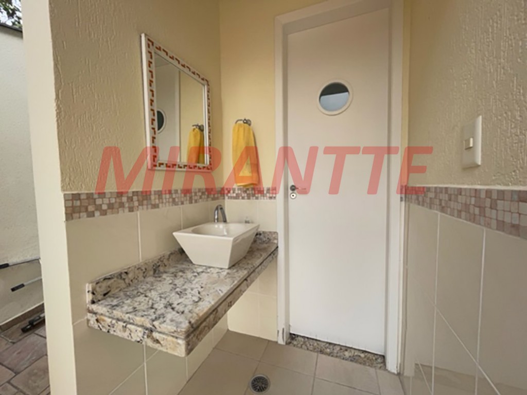 Sobrado de 422m² com 3 quartos em Tremembe