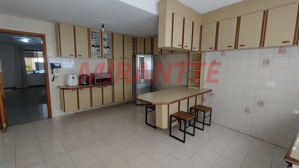 Sobrado de 156m² com 3 quartos em Vila Palmeira