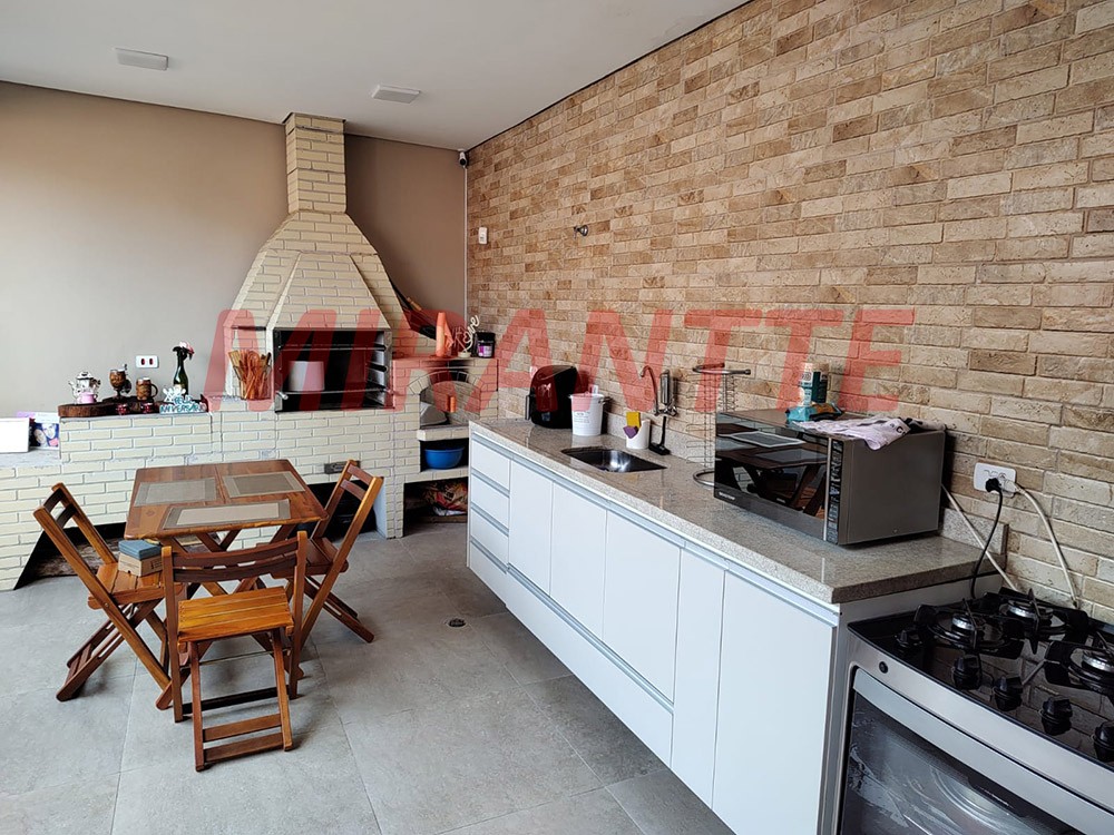 Sobrado de 237m² com 3 quartos em Tucuruvi