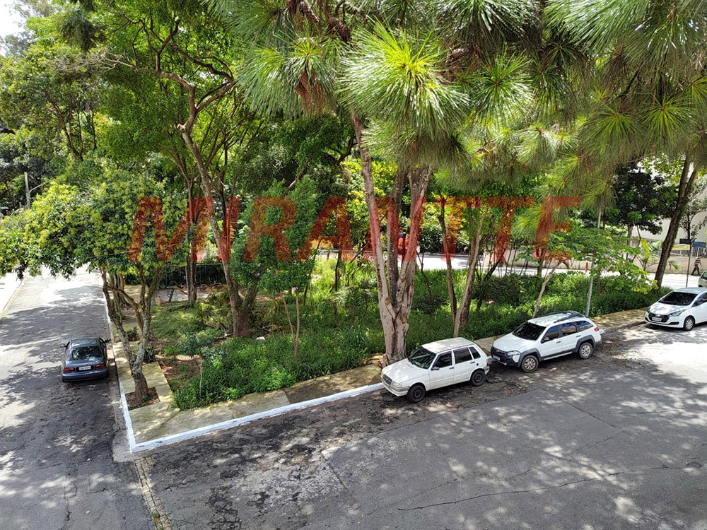 Sobrado de 237m² com 3 quartos em Tucuruvi