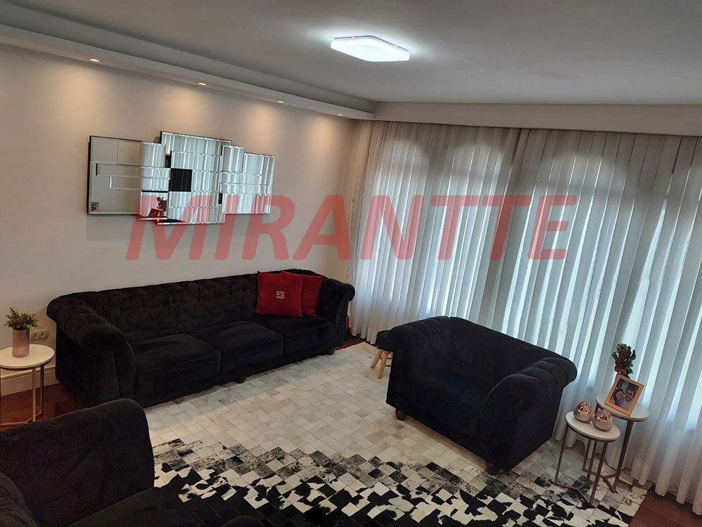 Sobrado de 237m² com 3 quartos em Tucuruvi