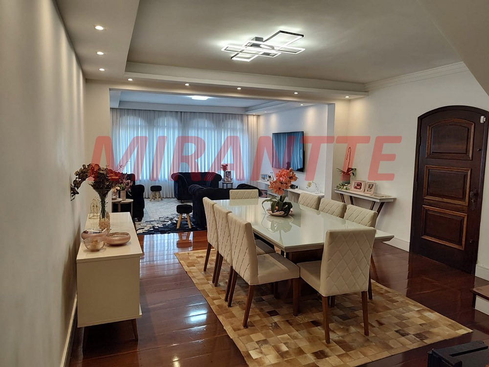 Sobrado de 237m² com 3 quartos em Tucuruvi