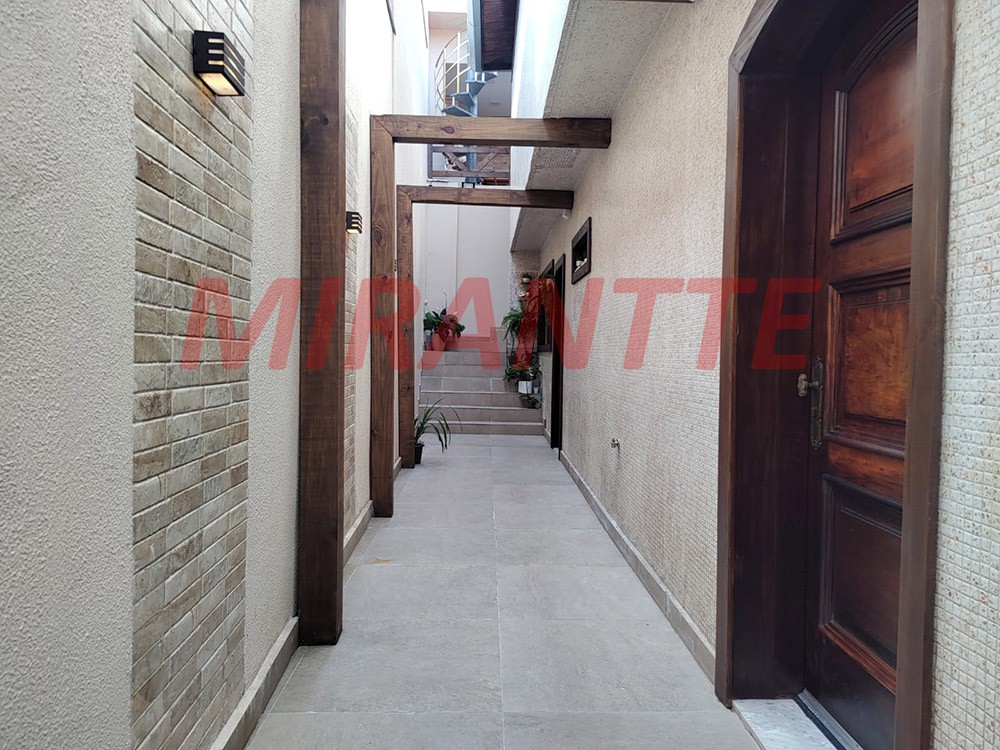 Sobrado de 237m² com 3 quartos em Tucuruvi