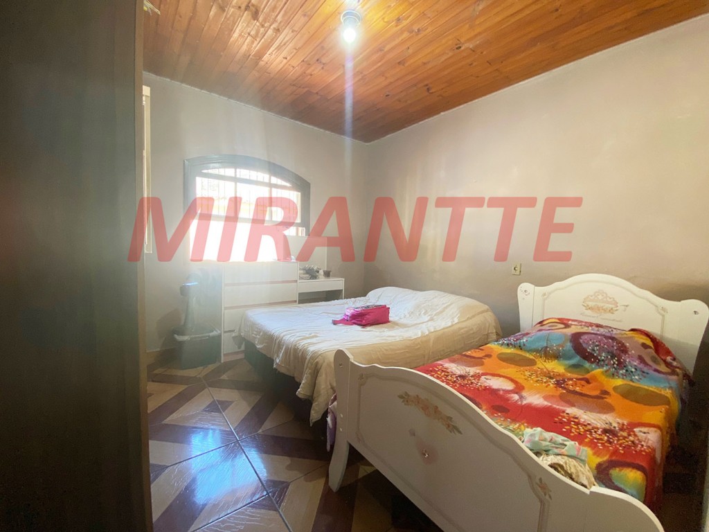 Casa terrea de 156m² com 4 quartos em Vila Nova Galvão