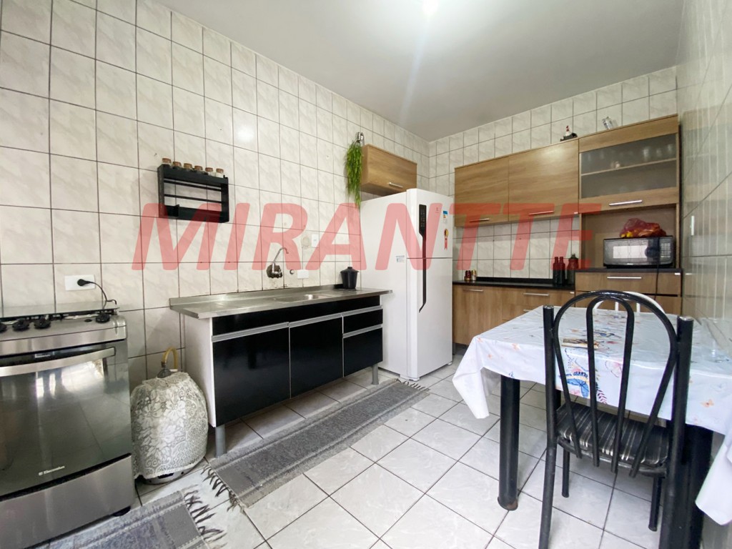 Casa terrea de 156m² com 4 quartos em Vila Nova Galvão
