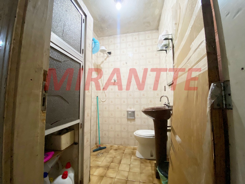 Casa terrea de 156m² com 4 quartos em Vila Nova Galvão