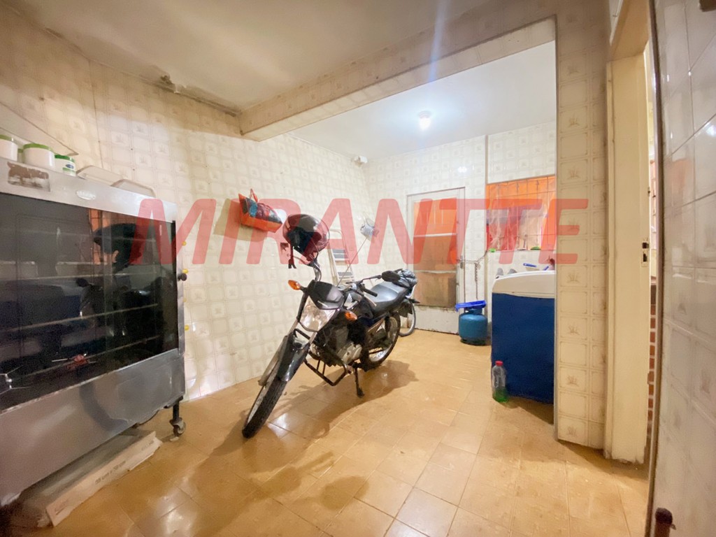 Casa terrea de 156m² com 4 quartos em Vila Nova Galvão