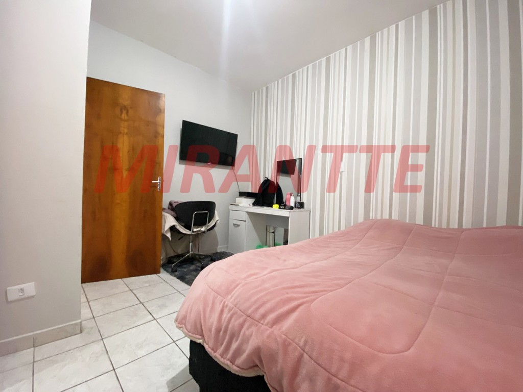 Casa terrea de 156m² com 4 quartos em Vila Nova Galvão