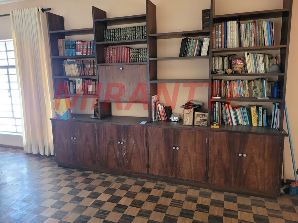 Sobrado de 228m² com 3 quartos em Jaraguá