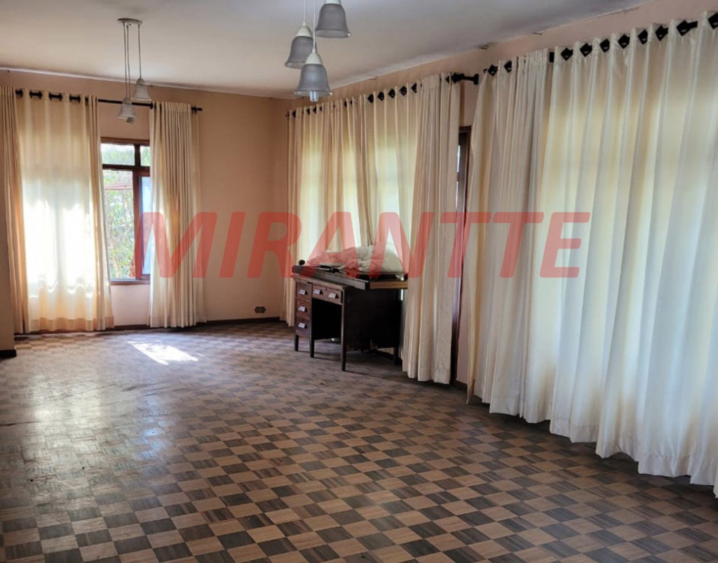 Sobrado de 228m² com 3 quartos em Jaraguá