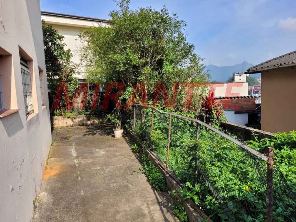 Sobrado de 228m² com 3 quartos em Jaraguá