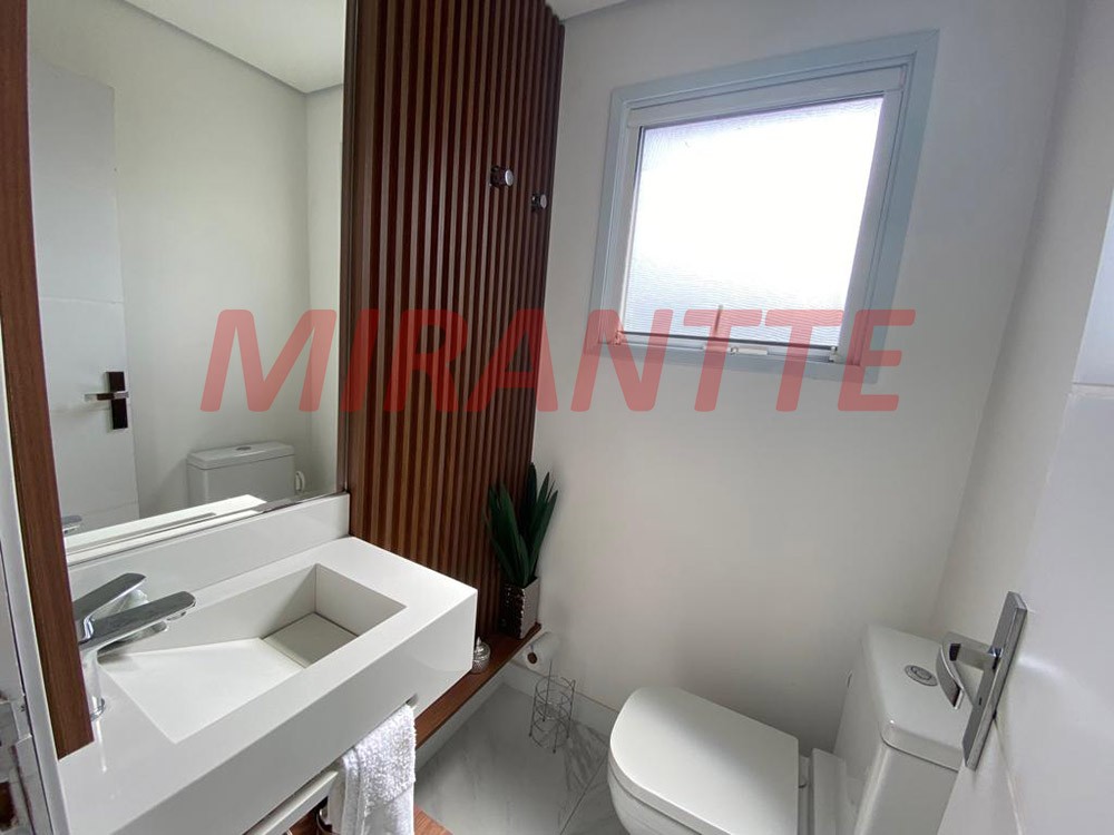 Sobrado de 350m² com 3 quartos em Serra da Cantareira