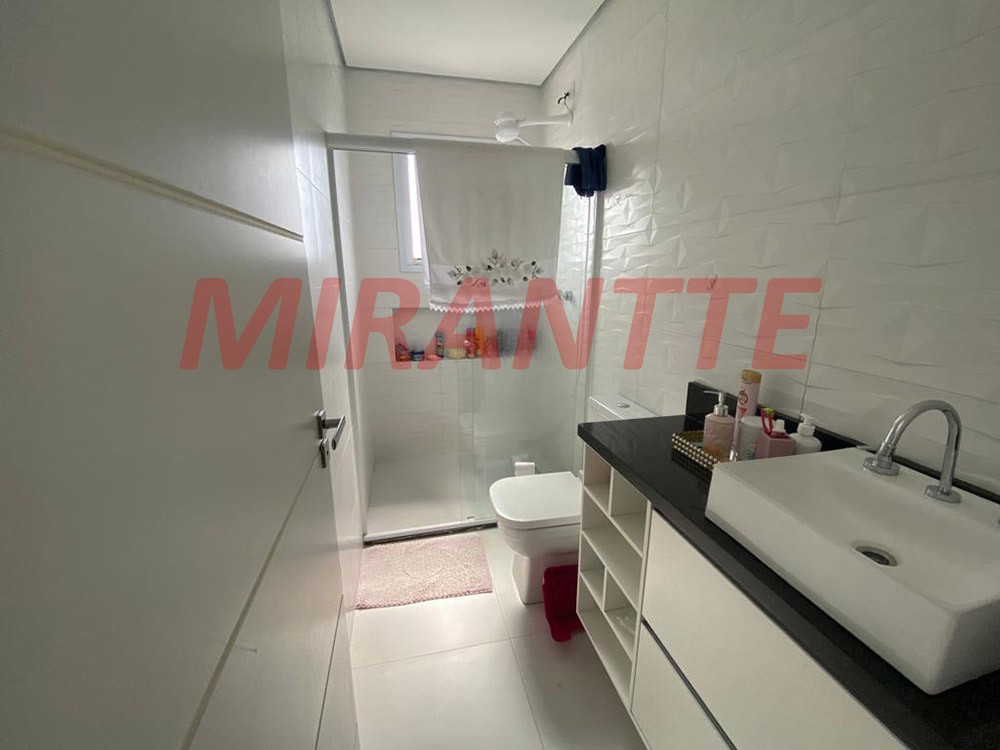 Sobrado de 350m² com 3 quartos em Serra da Cantareira