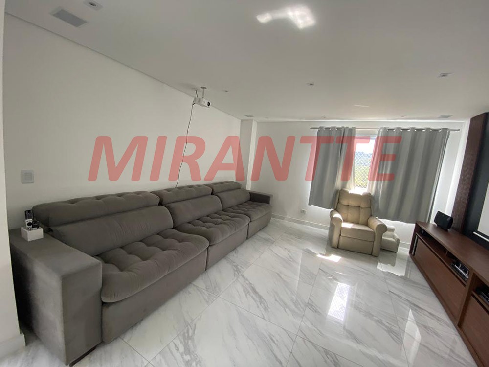 Sobrado de 350m² com 3 quartos em Serra da Cantareira