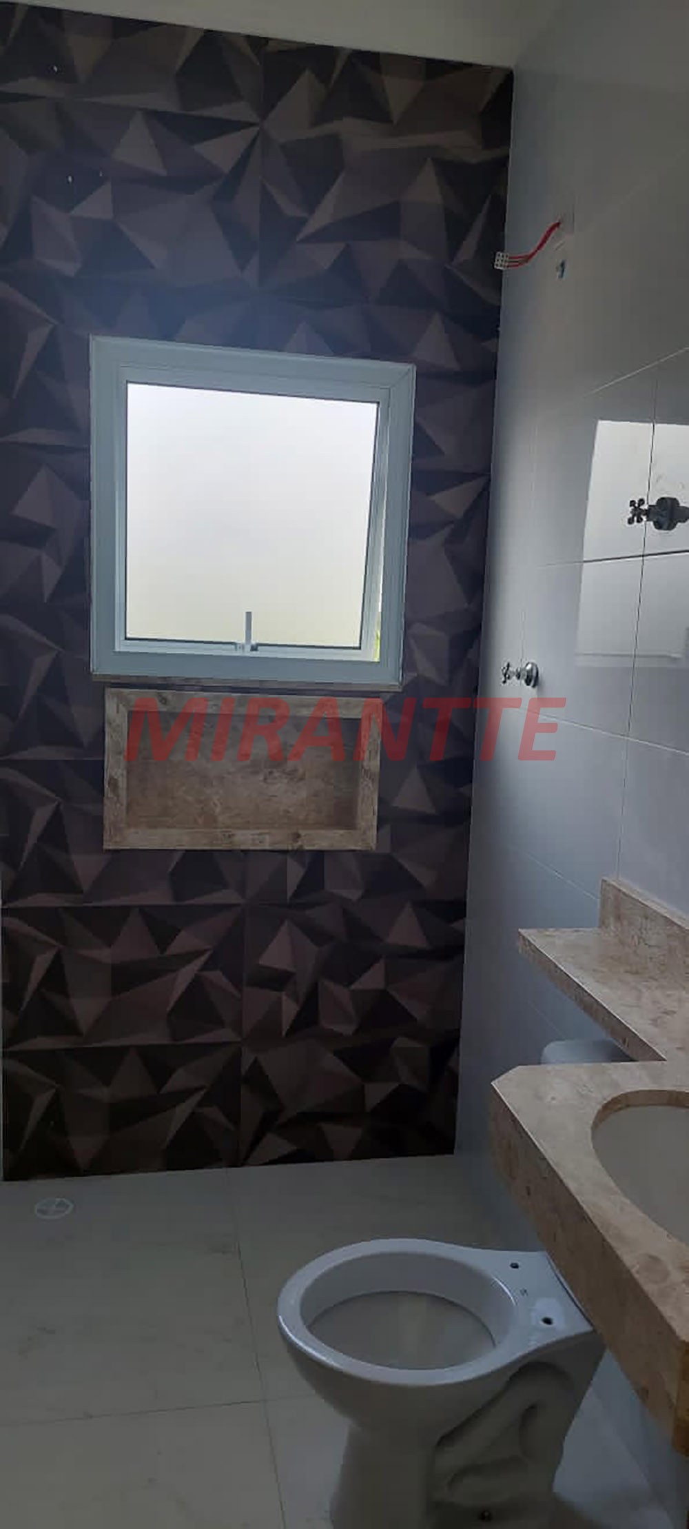 Sobrado de 99m² com 3 quartos em  Bairro Residencial. Scaffibi II
