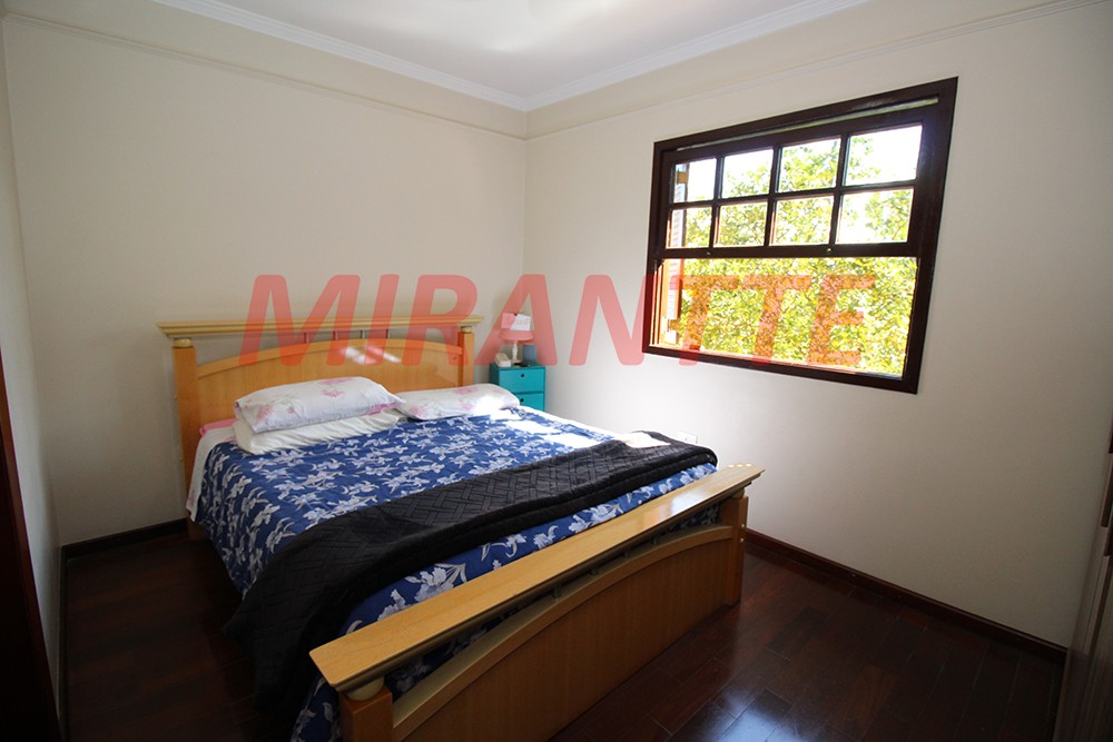 Casa terrea de 680m² com 4 quartos em Vila Harmonia