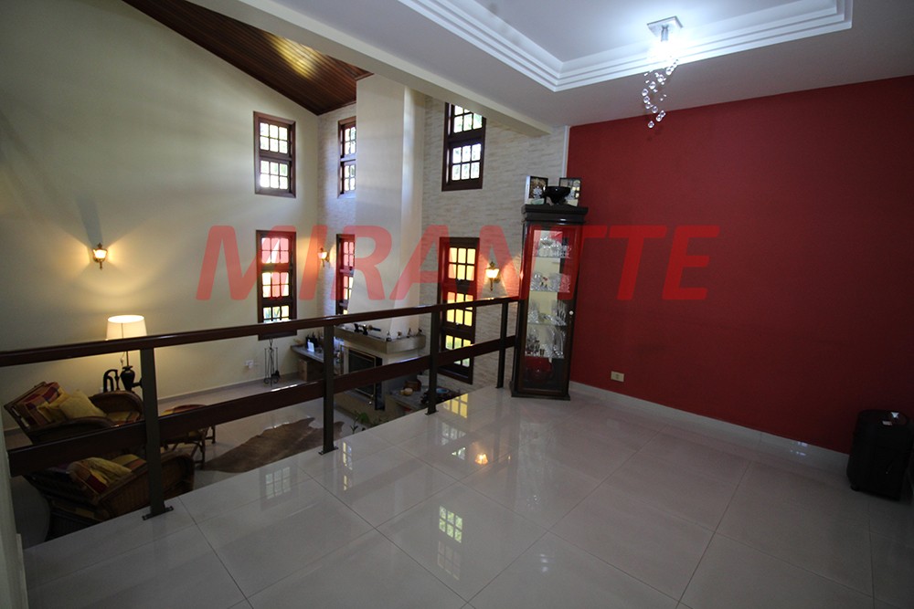 Casa terrea de 680m² com 4 quartos em Vila Harmonia