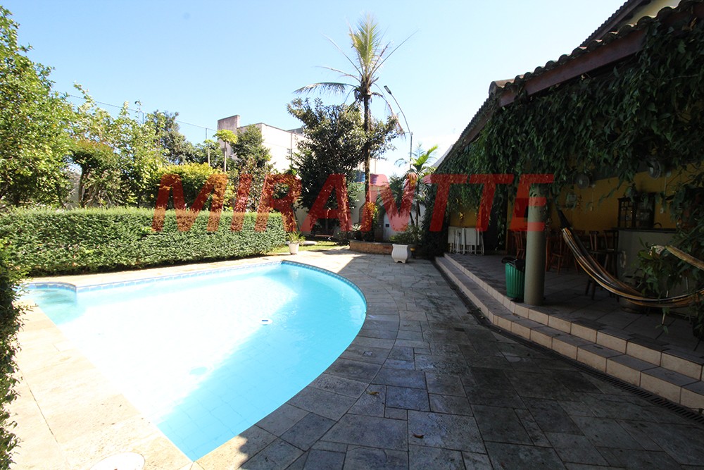 Casa terrea de 680m² com 4 quartos em Vila Harmonia