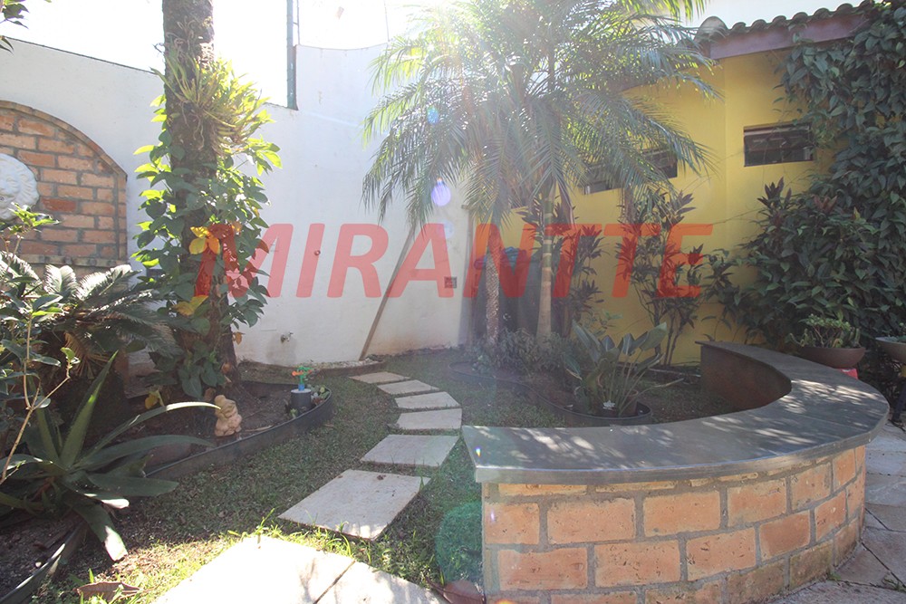 Casa terrea de 680m² com 4 quartos em Vila Harmonia