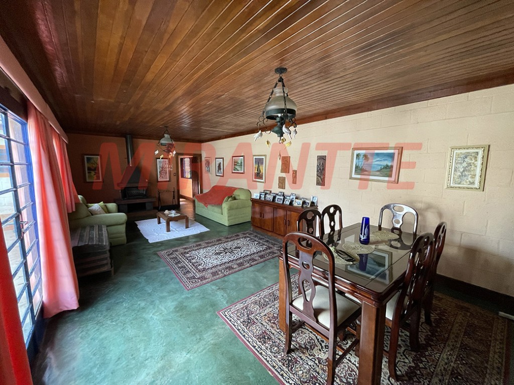ChÁcara de 500m² com 2 quartos em PQ. VOTORANTIM