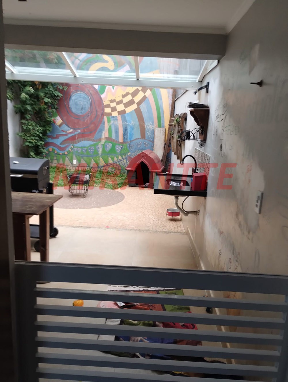 Sobrado de 210m² com 3 quartos em Horto Florestal