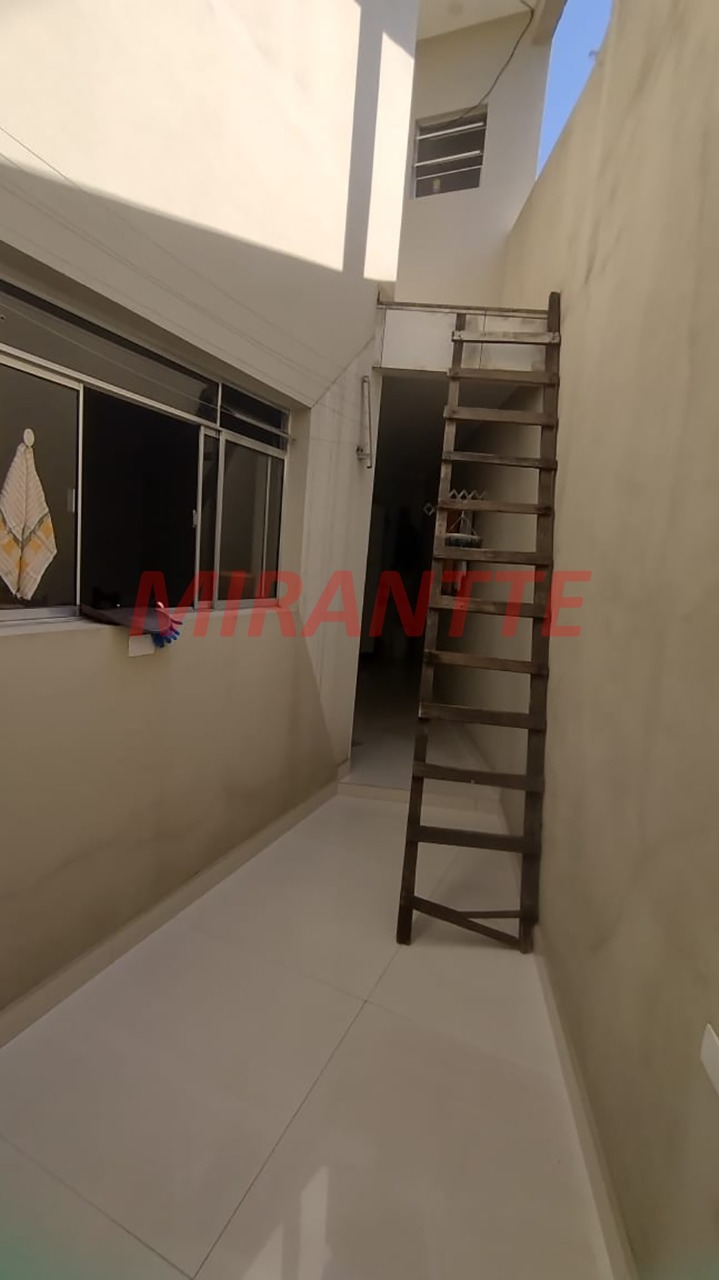 Sobrado de 250m² com 3 quartos em Vila Dionisia