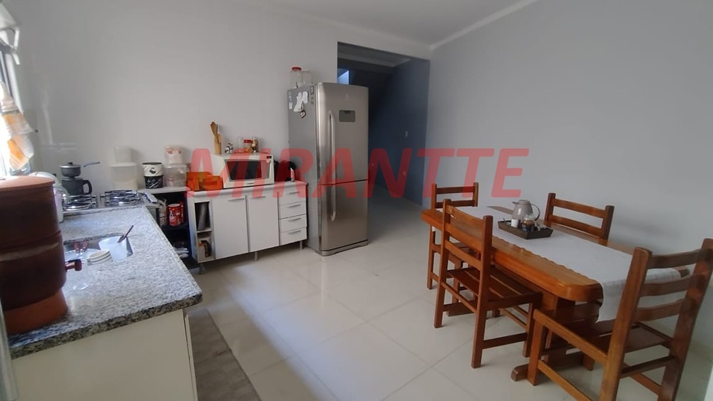 Sobrado de 250m² com 3 quartos em Vila Dionisia