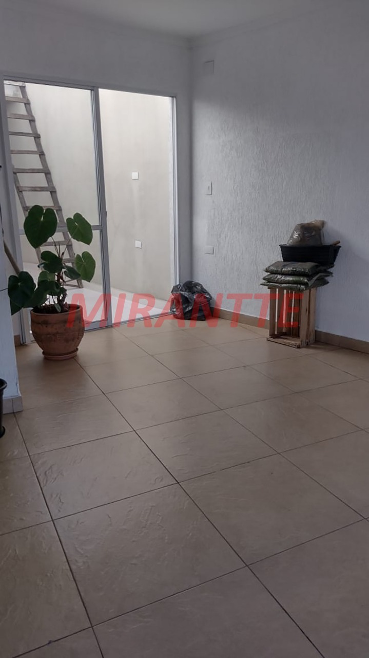 Sobrado de 250m² com 3 quartos em Vila Dionisia