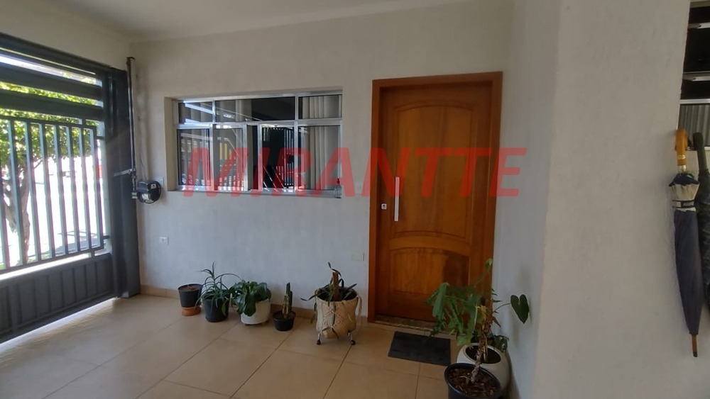 Sobrado de 250m² com 3 quartos em Vila Dionisia