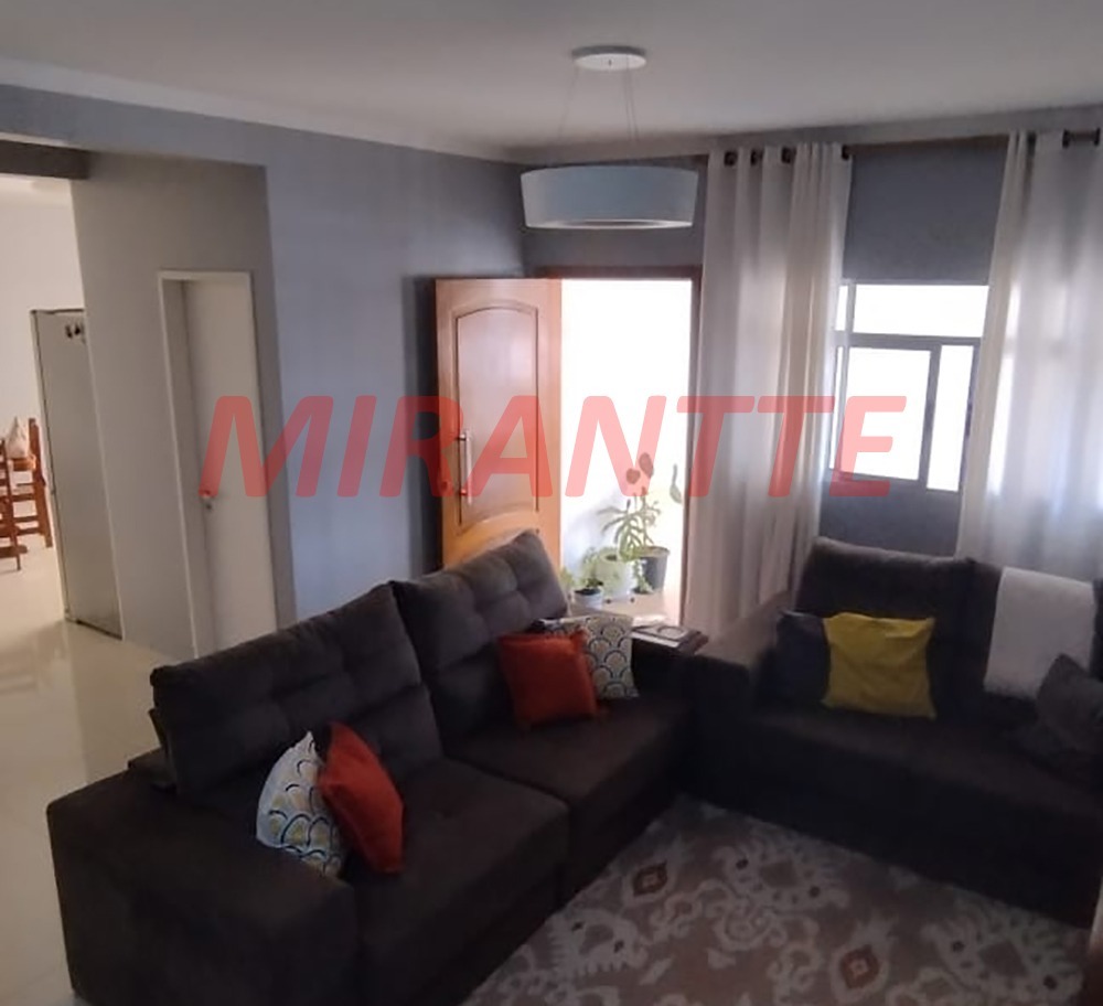 Sobrado de 250m² com 3 quartos em Vila Dionisia