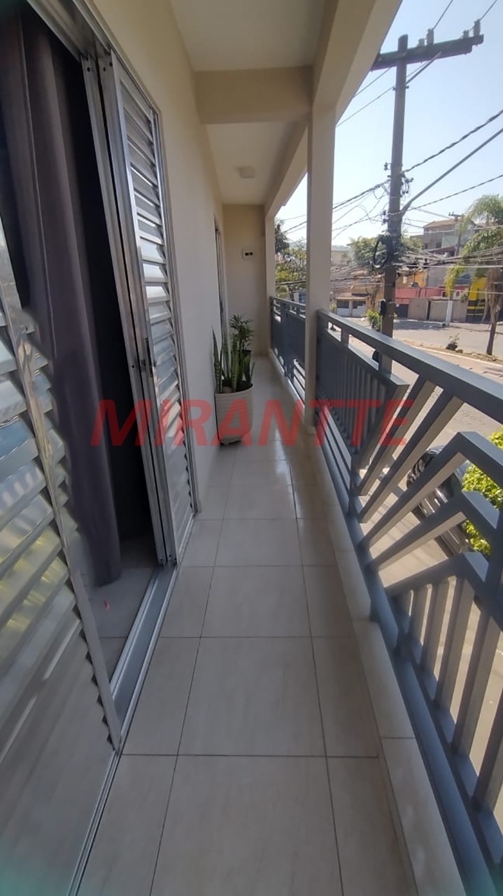 Sobrado de 250m² com 3 quartos em Vila Dionisia