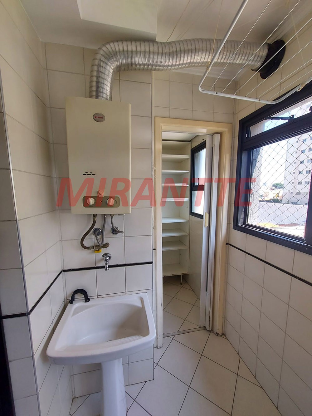 Apartamento de 92m² com 3 quartos em Santa Terezinha
