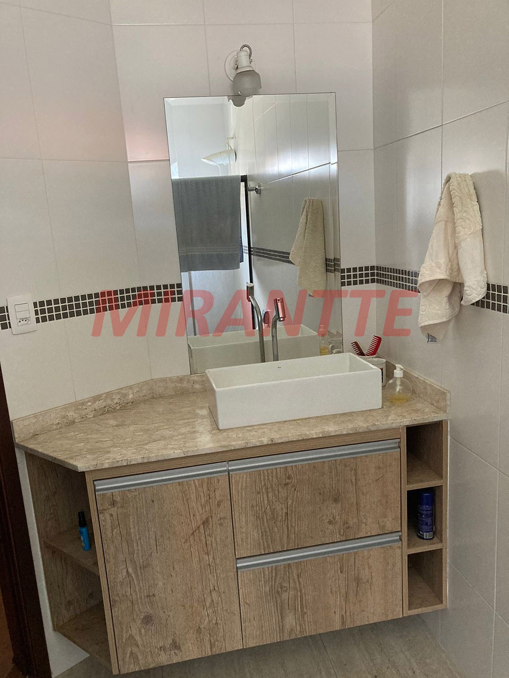 Sobrado de 216m² com 3 quartos em Imirim