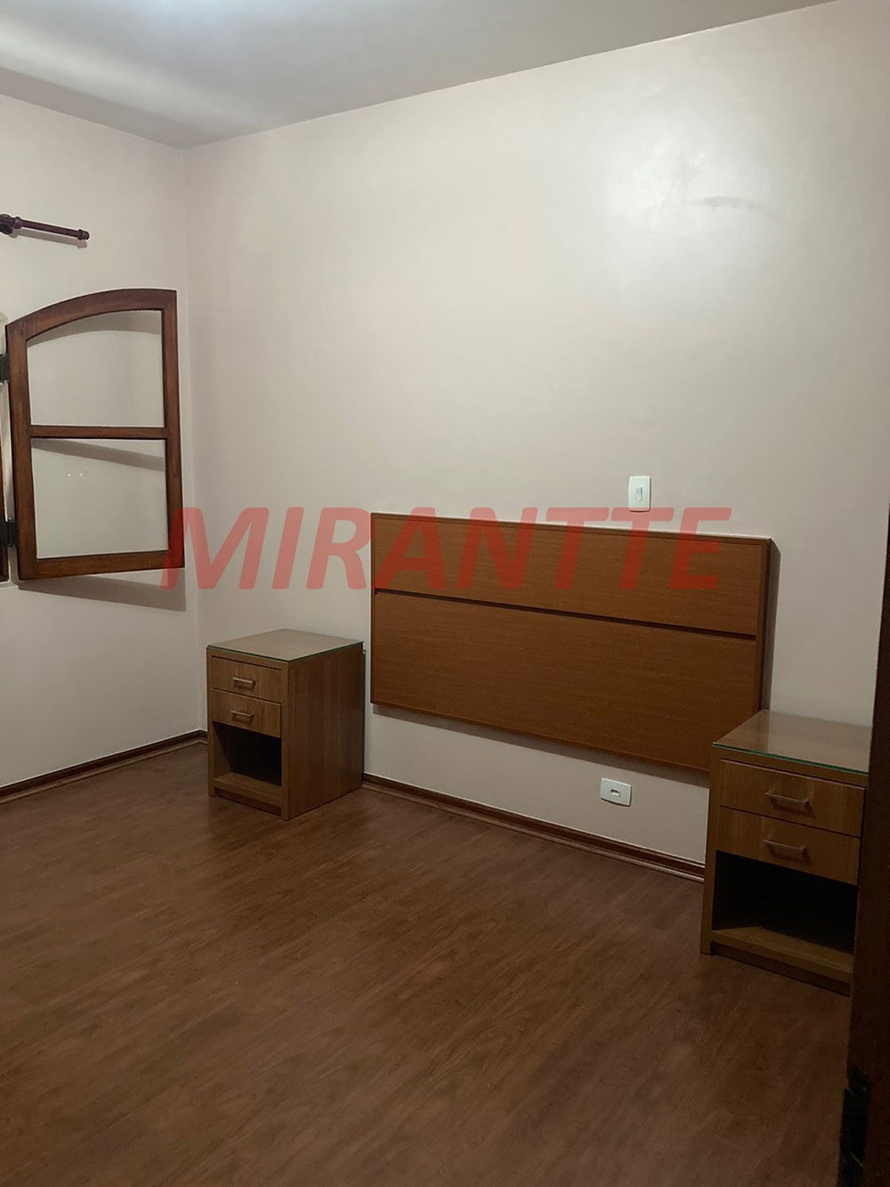 Sobrado de 216m² com 3 quartos em Imirim