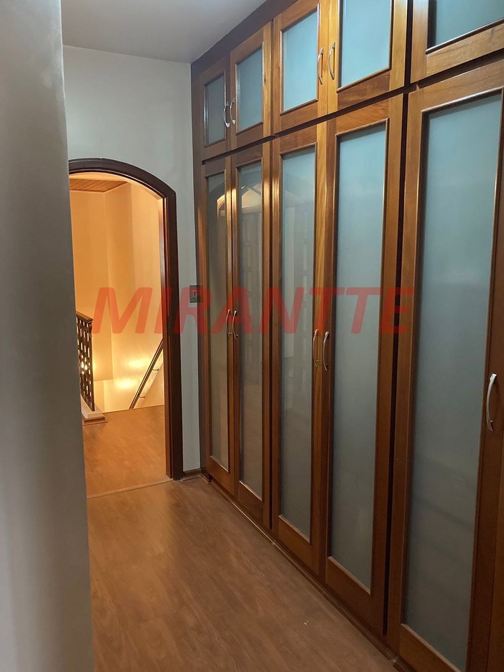 Sobrado de 216m² com 3 quartos em Imirim