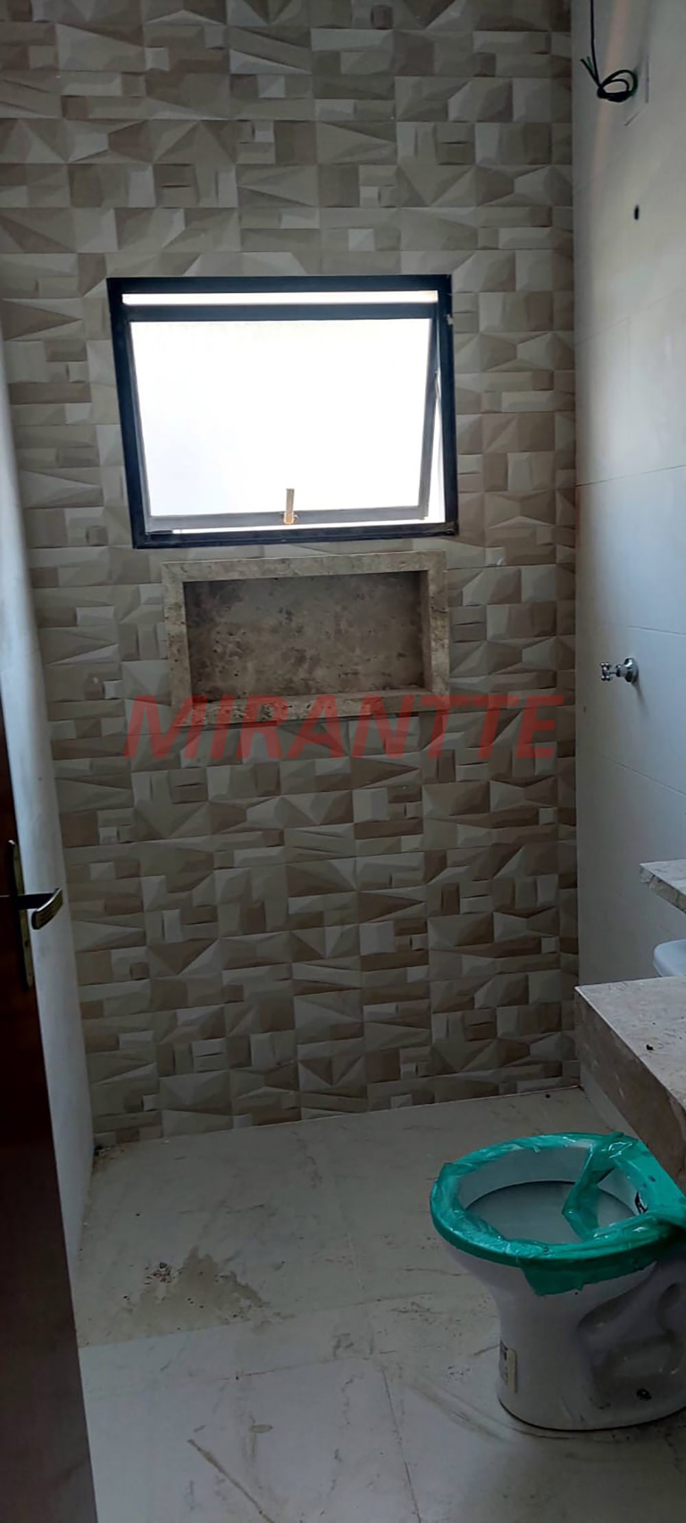 Sobrado de 99m² com 2 quartos em  Bairro Residencial. Scaffibi II